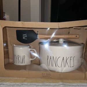 Rae Dunn pancakes/syrup